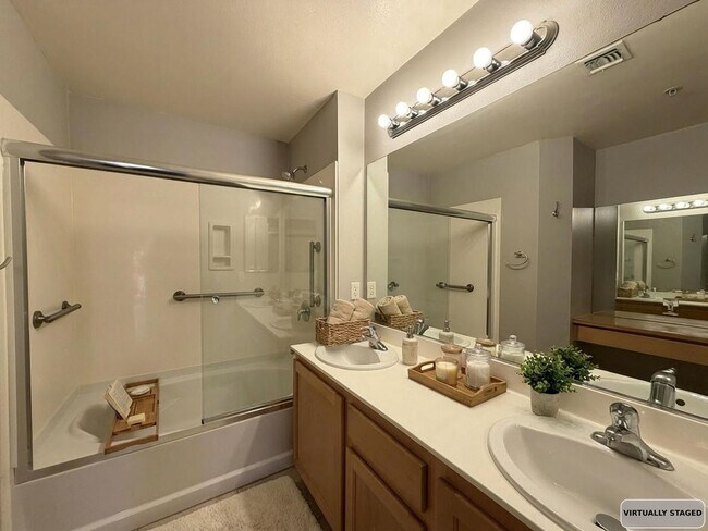 Photo - Terrific 2-Bedroom Condo in Guard gated community