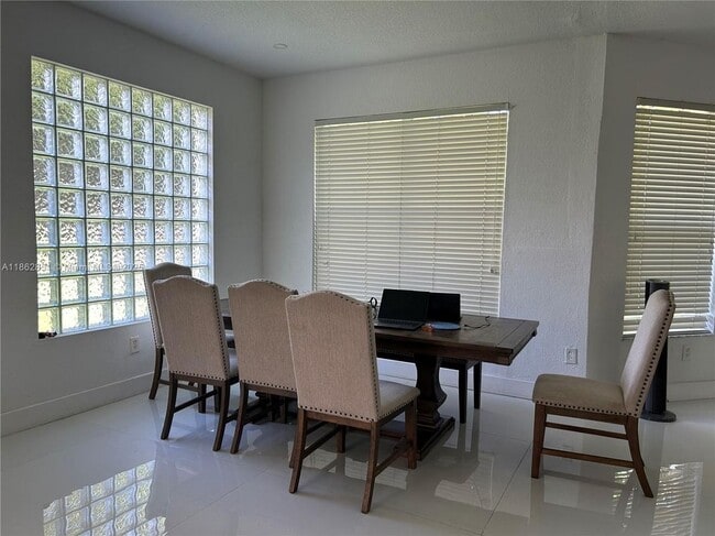 Photo - 16101 SW 27th St Unidad HOUSE