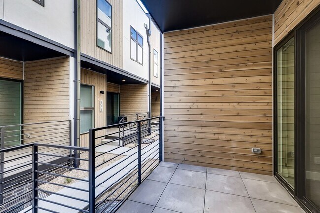 Photo - Modern Townhome with 2 Car Garage Attached