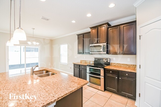 4025 Emilio Ln