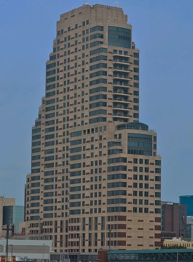 Building Photo - 114 Campau Cir NW Unit 114 Rental