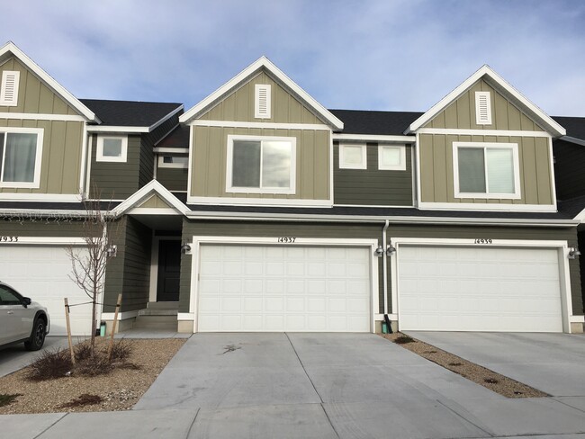 Photo - 14937 S Messi St Townhome