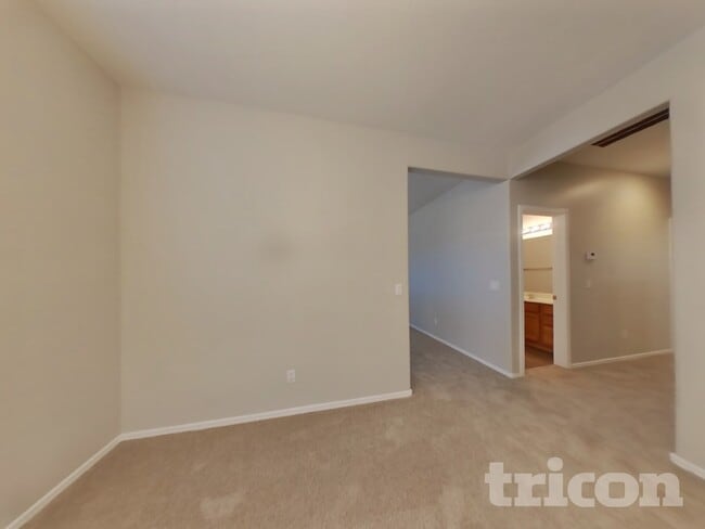 Photo - 6410 S 72nd Ln