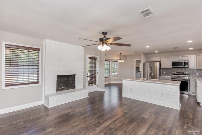 Photo - 8238 Li Fair Dr