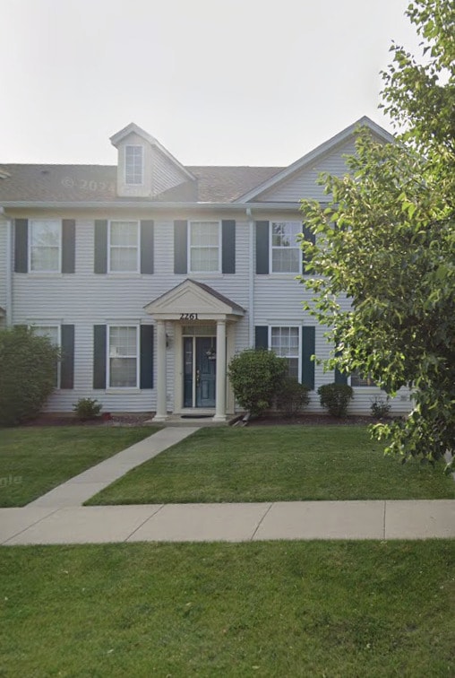 Building Photo - 2261 Barrington Dr E