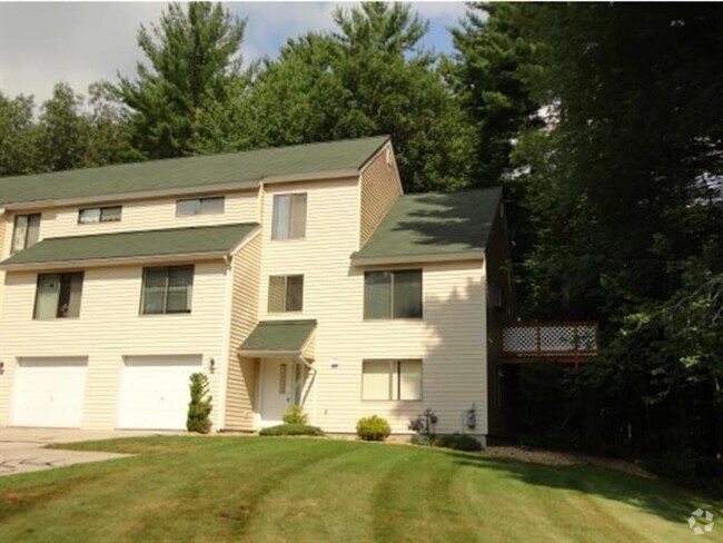 Building Photo - 2 Ashwood Ct Rental
