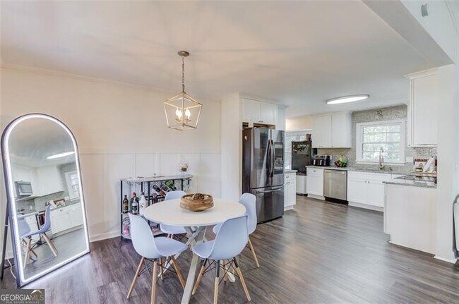 Photo - 3152 Westbrook Trace SW