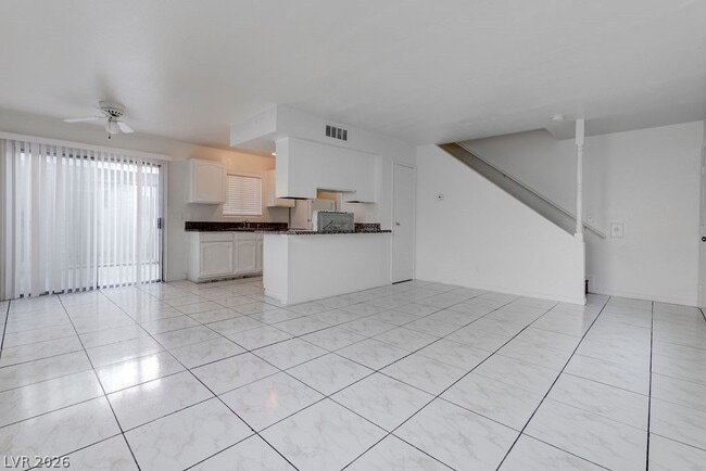 Photo - 5198 Greene Ln Unit C