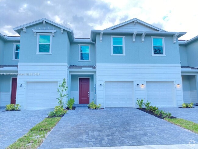 Building Photo - Flannigan Way, Greenacres, FL 33463 - 3 BR... Rental