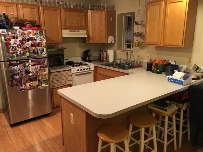 Photo - 824 Brown St Unidad Brown