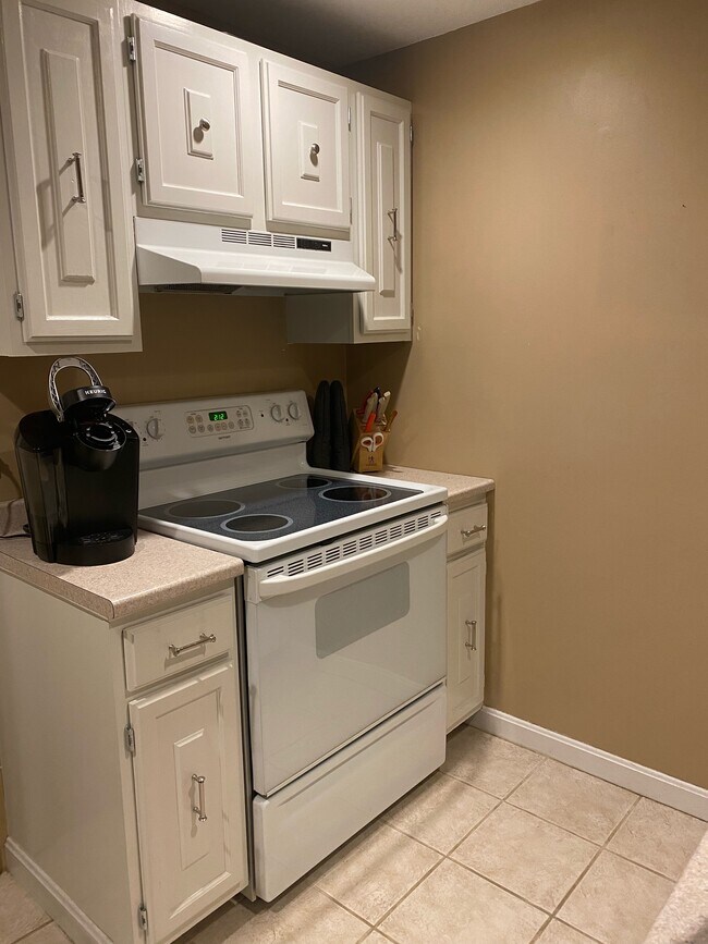 Photo - 6 Walden Dr Unit #7