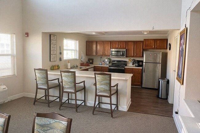 PENNYRILE SENIOR APARTMENTS