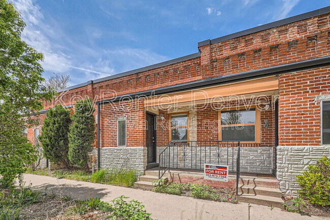 Photo - 3121 N Downing St House