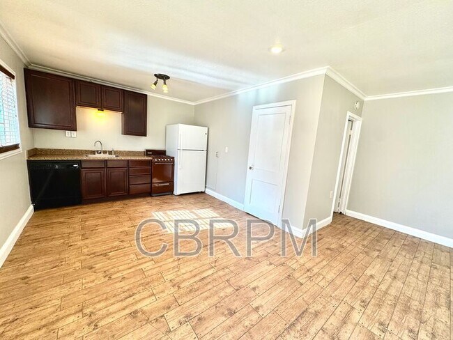 Photo - 2702 23rd St