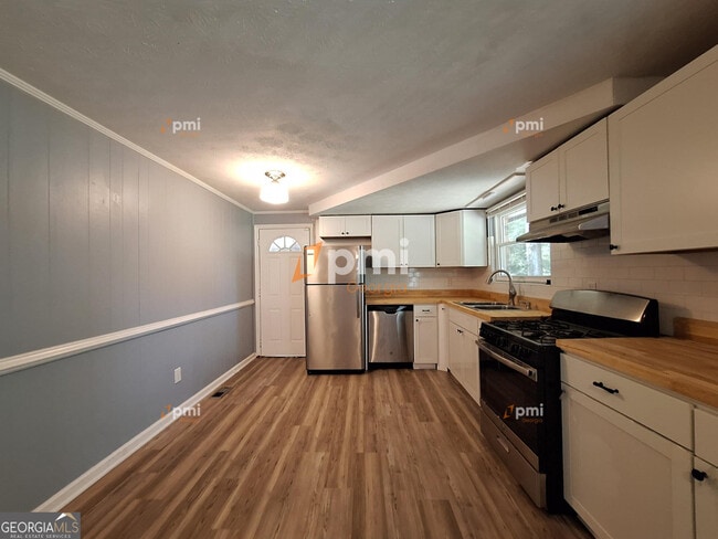 Photo - 6139 Lullwater Dr