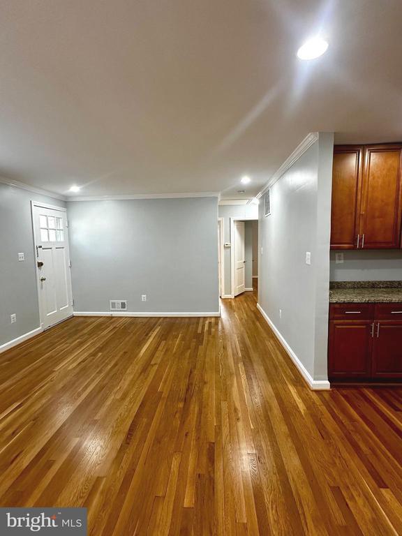 Photo - 5100 10th St N