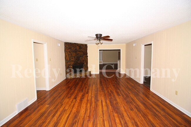 Photo - 3340 Morningview Dr