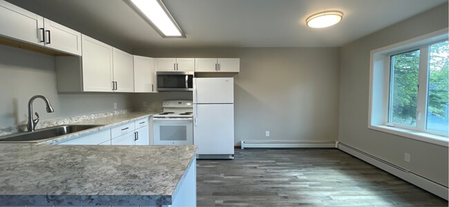 Photo - 706 Ouida Way Unit 4