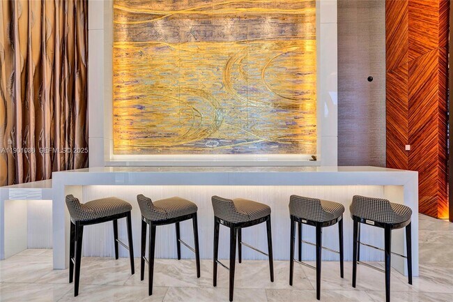 Photo - 17749 Collins Ave Unidad 1402