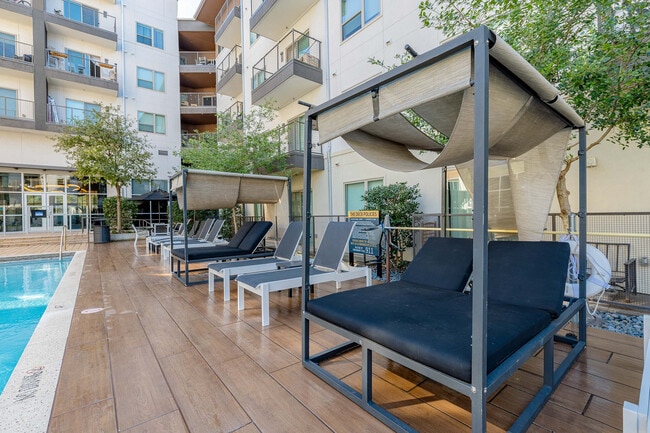 011CAF_Evoke_EXAM_XS_02_2025 - Evoke