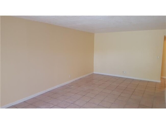 Photo - 1307 Partridge Close