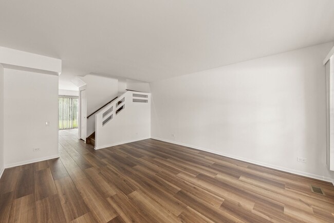 Photo - 182 Half Moon Cir