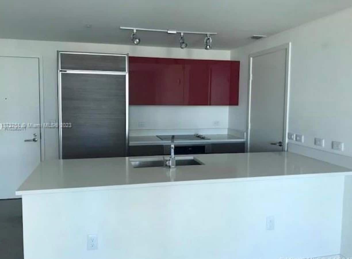 Photo - Beautiful 1 Bed / 1 Bath Condo in the Heart of Brickell!
