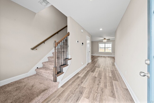 Photo - 835 Karmaflux Way