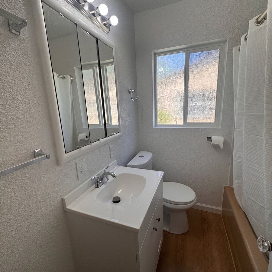 Photo - Downtown Sparks 2 Bedroom with Large Backyard