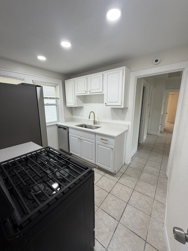 Photo - 4345 W 48th St