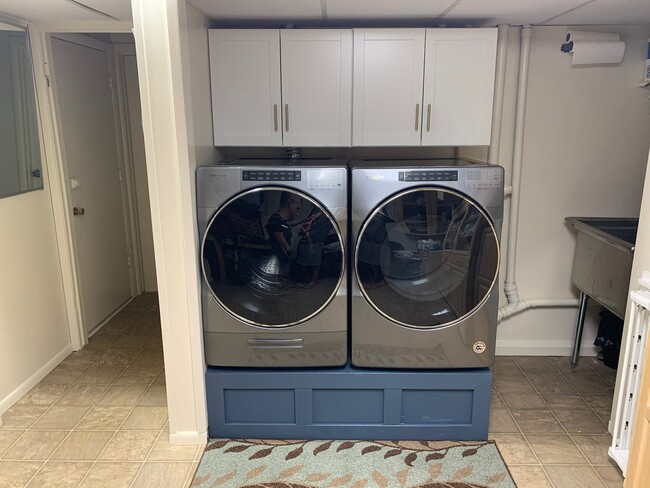 Photo - 4453 Fillmore Ave