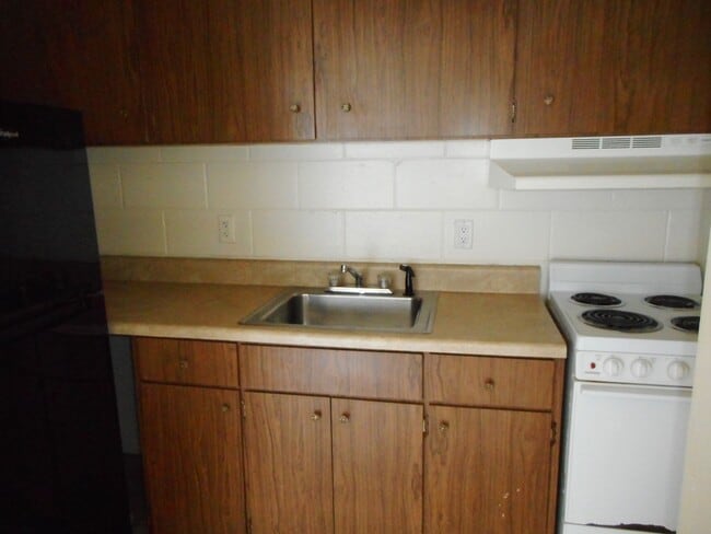 Photo - 2037 NE 2nd St Unit 10