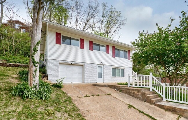 Photo - 63 Patricia Pl