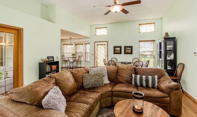 Photo - 9181 Stream Pebble Dr