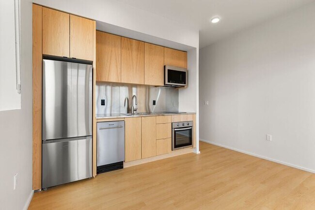 Photo - 7480 N Delaware Ave Unit 104