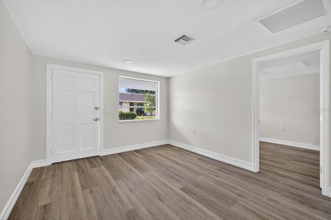 Photo - 5409 Oceanic Rd