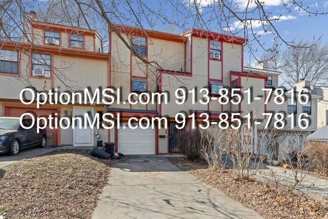 Building Photo - Minutes from KU MED~