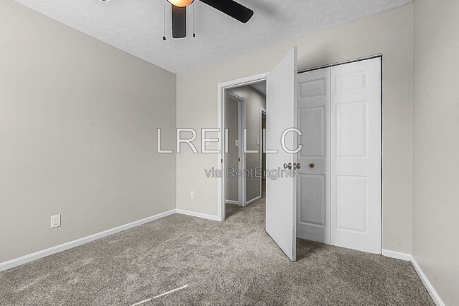 Photo - 2414 Parkdale Ave