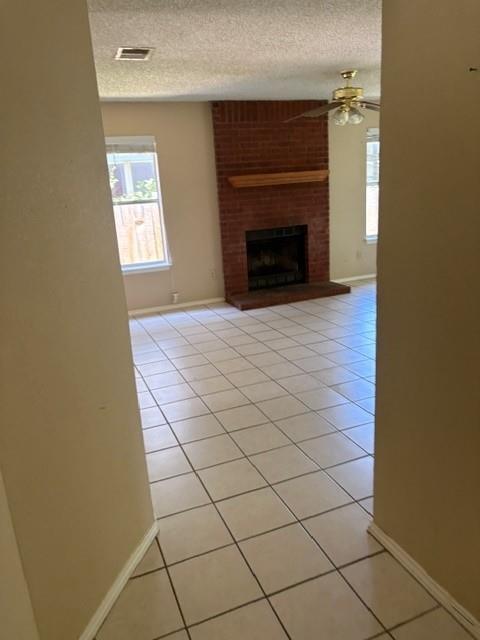 Photo - 17511 Klamath Falls Dr