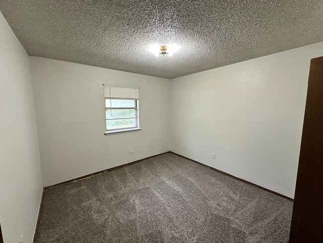 Photo - Charming 2 Bed, 1 Bath Near OU Campus