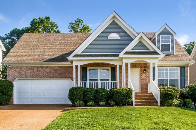 Photo - 1014 Persimmon Dr House