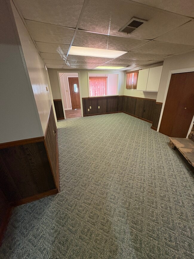 Photo - 915 Corbet St Unidad 331 School Alley