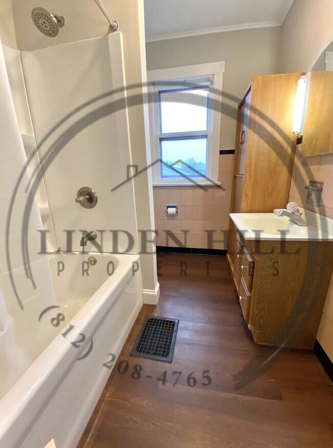 Photo - 635 S 25th St Unidad 635 S 25th St Apt 1