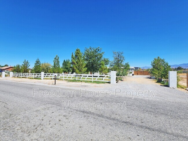 Photo - 1830 Casey Rd