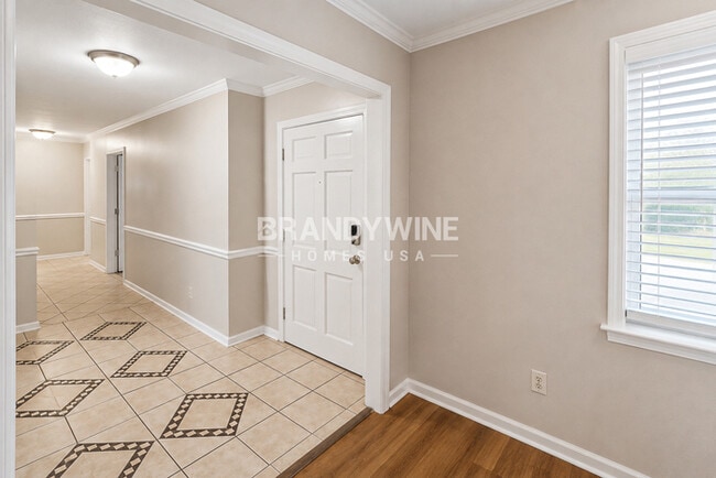 Photo - 3076 Emerald St