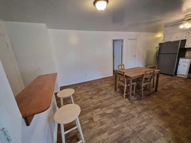Photo - 67 Lee St Apartments Unit 2ND