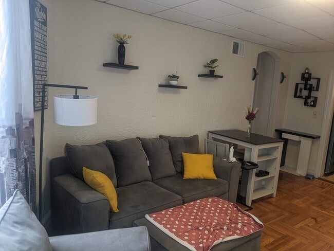 SALA DE ESTAR - 2 Grant St Unidad apartment #3