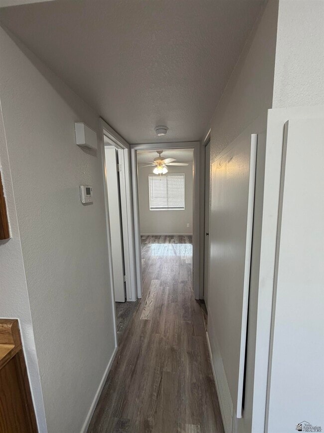 Photo - 1138 S Pagent Ave