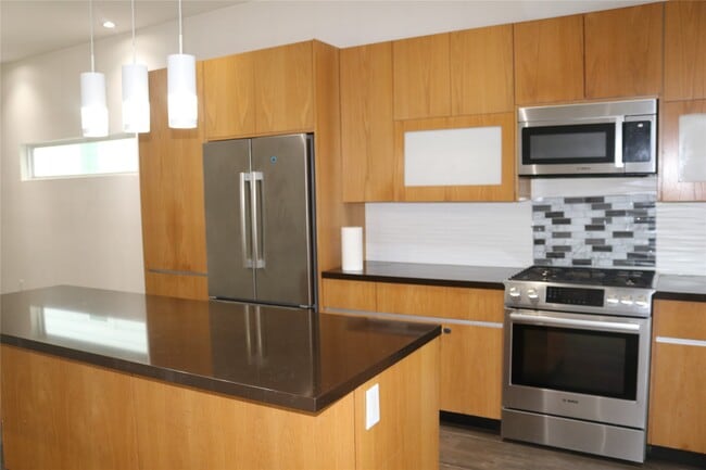 5403 Tocayo Pl