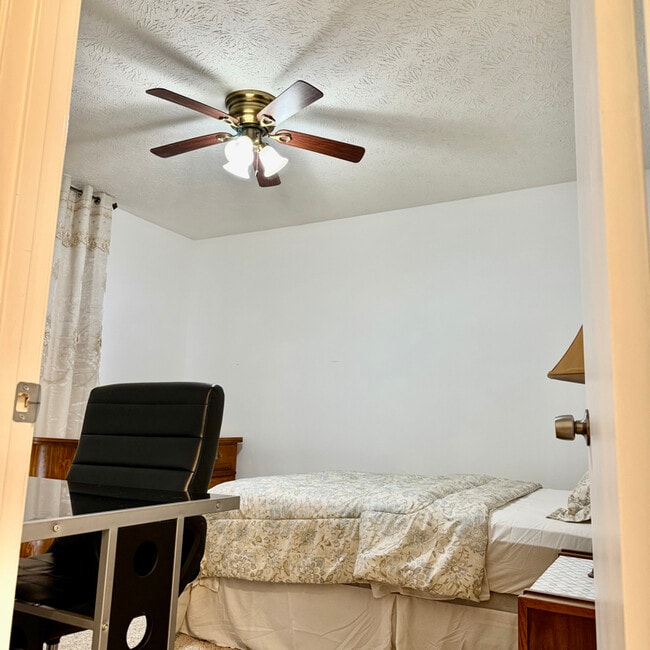 Photo - 4401 Yorkshire Ct